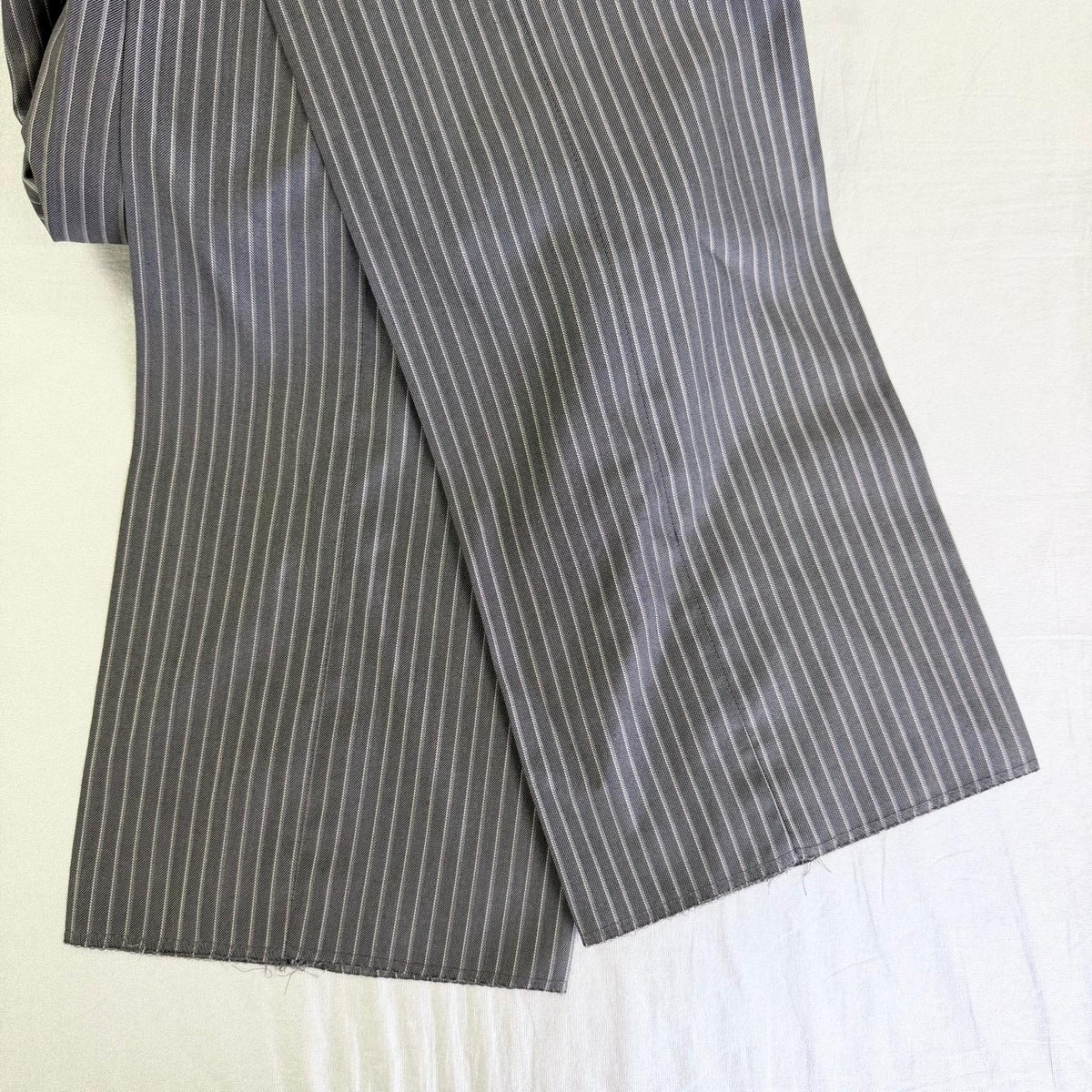 【新品タグ付】メンズビギ ビジネススーツ上下 ストライプ 01サイズ【美品】