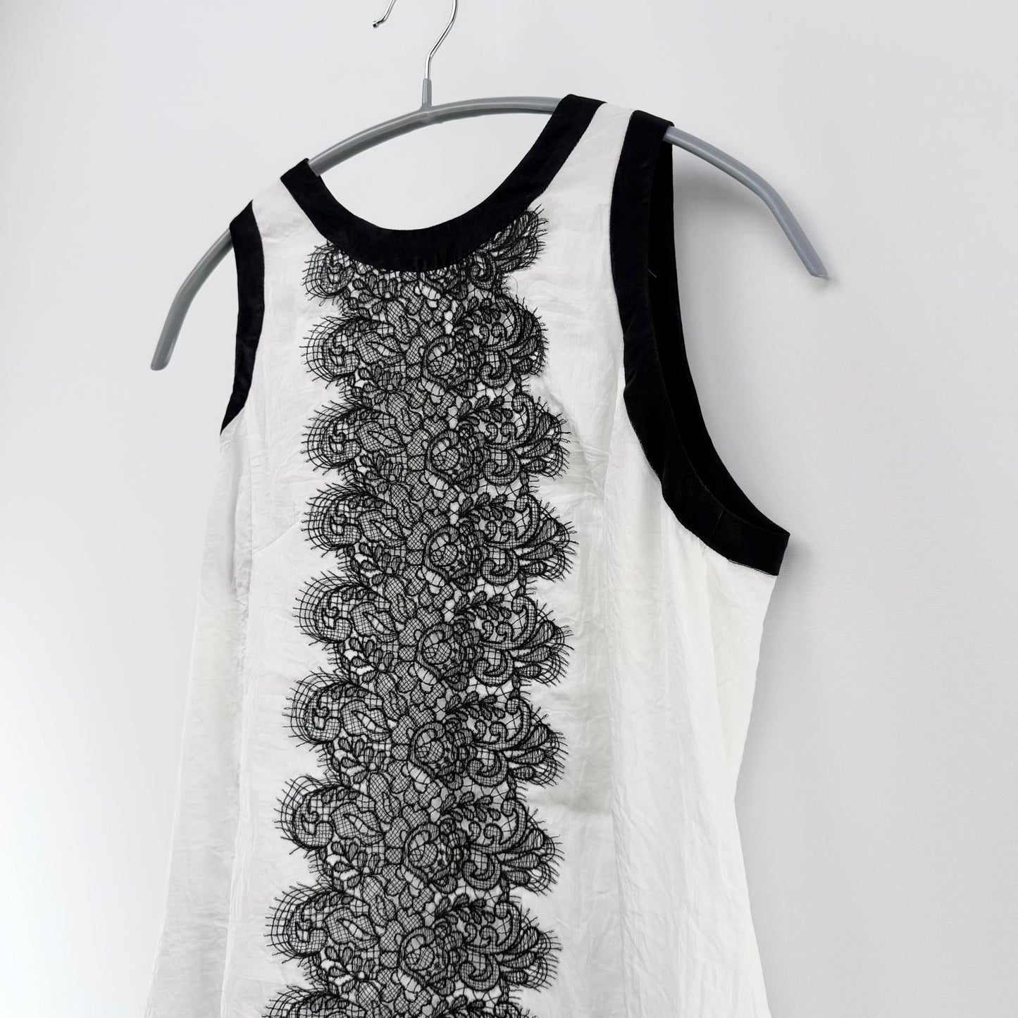 【美品】Nanette Lepore ワンピース ホワイト 2サイズ【クリーニング発送】