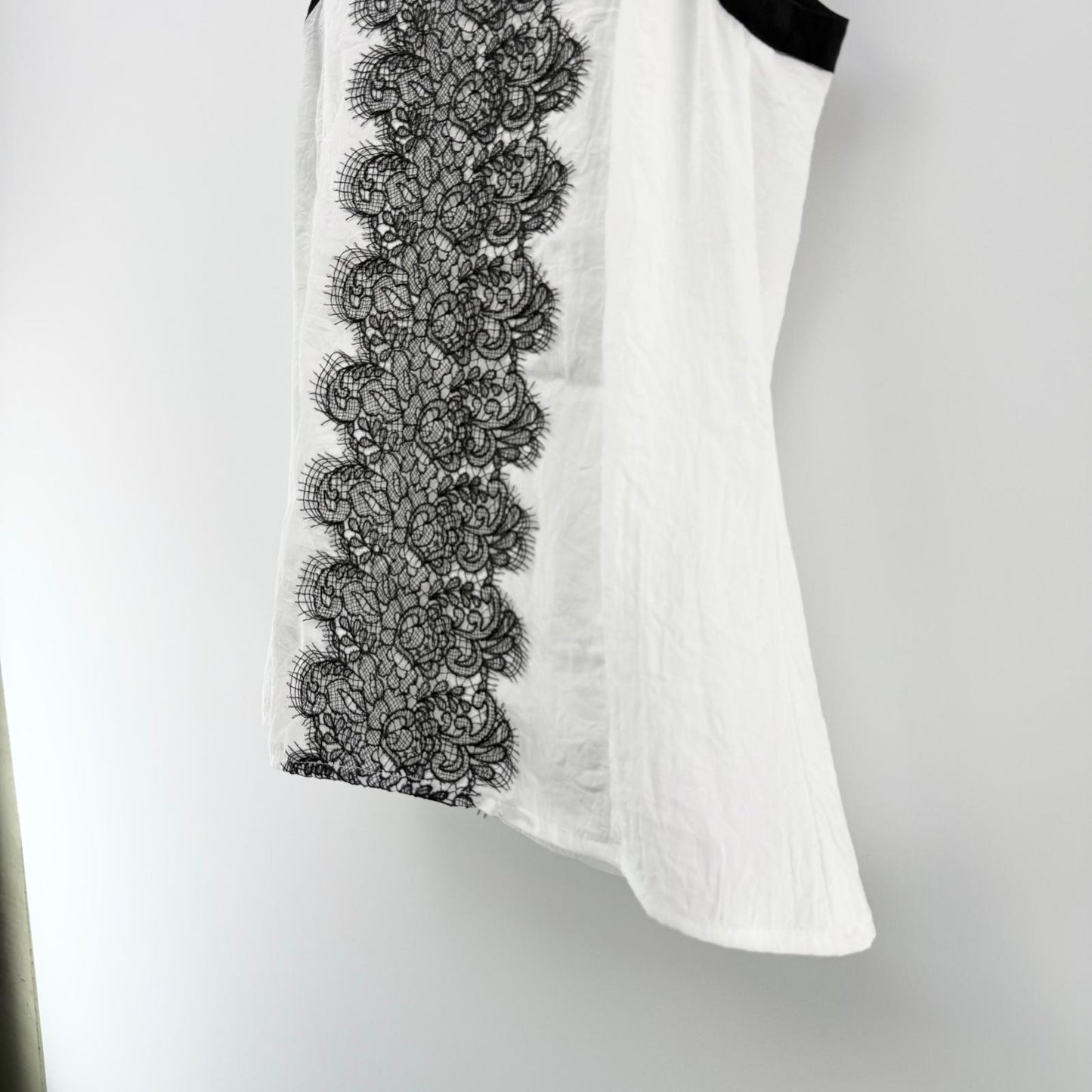 【美品】Nanette Lepore ワンピース ホワイト 2サイズ【クリーニング発送】