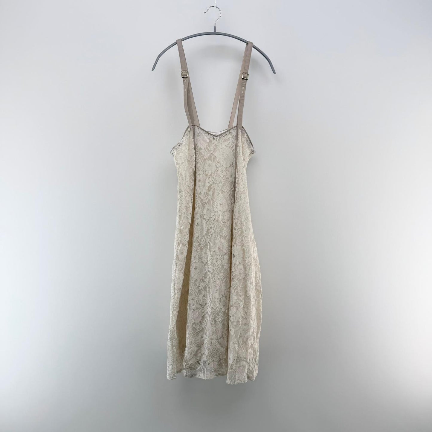 【美品】Noela キャミワンピース ベージュ Mサイズ【クリーニング発送】