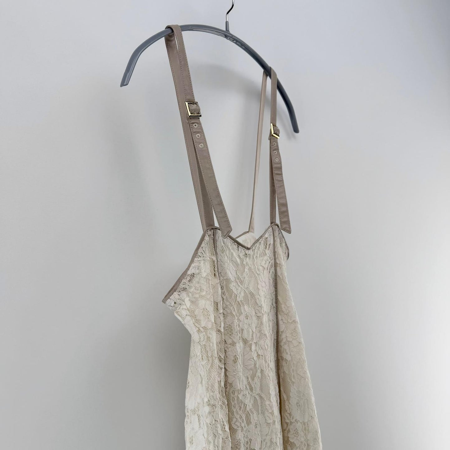 【美品】Noela キャミワンピース ベージュ Mサイズ【クリーニング発送】