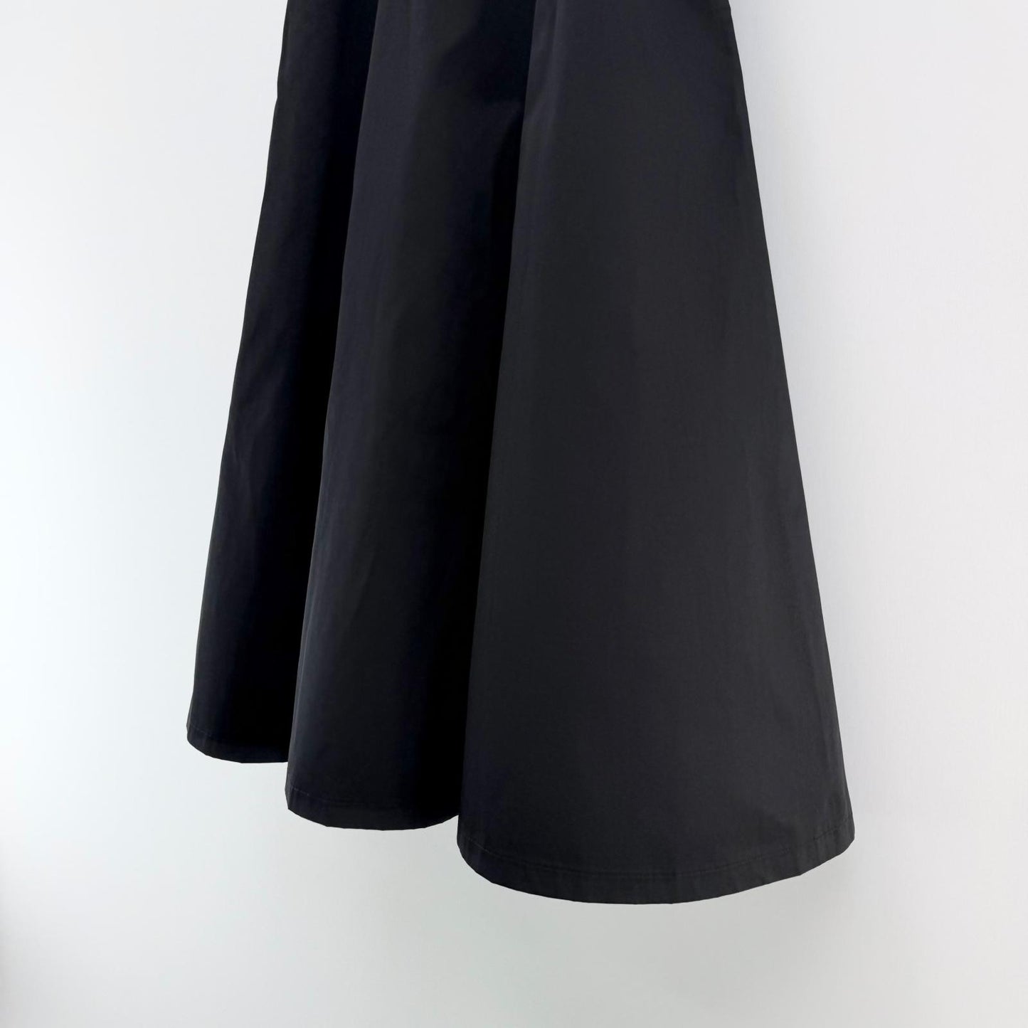 【美品】SHENERY ロングスカート ブラック 36サイズ【クリーニング発送】