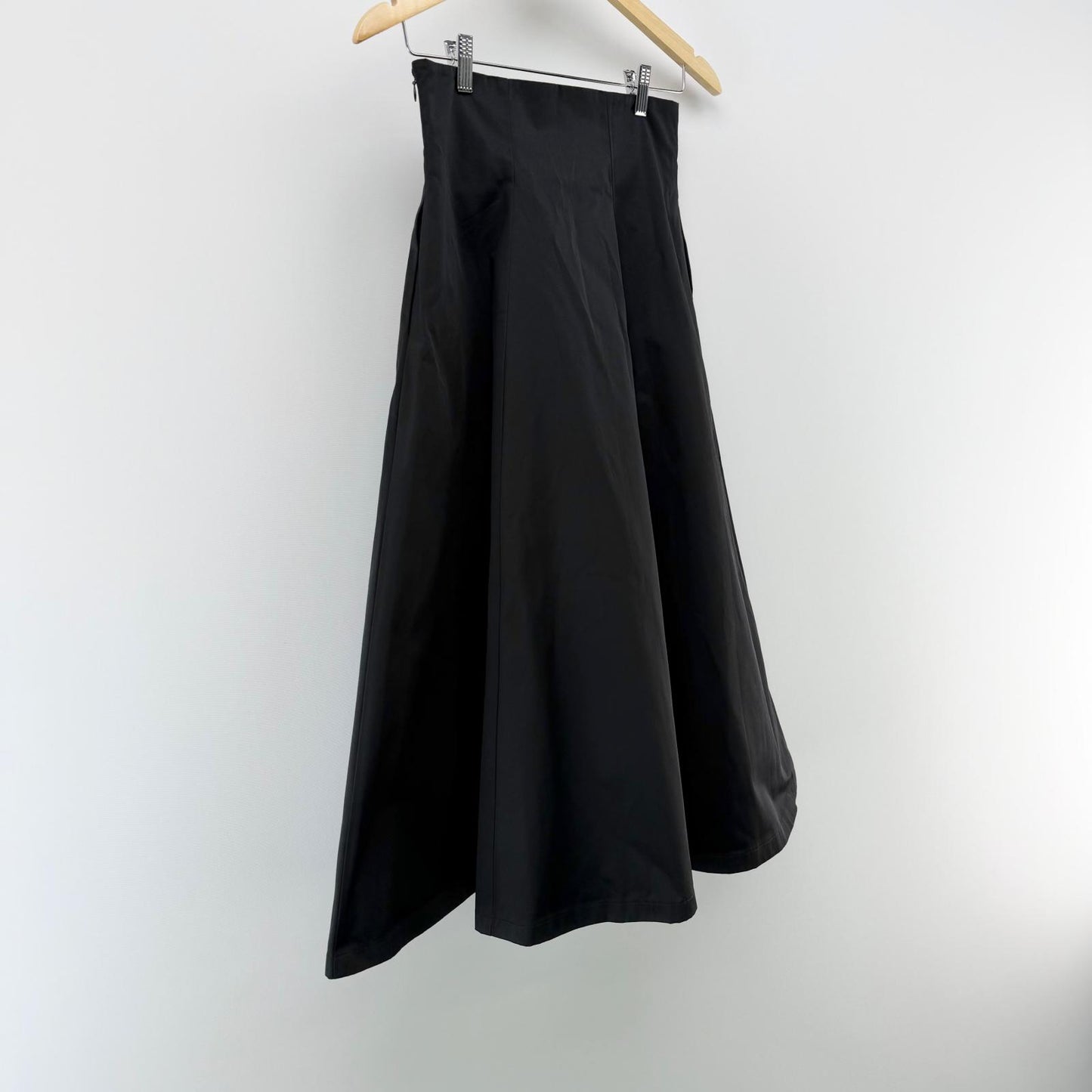 【美品】SHENERY ロングスカート ブラック 36サイズ【クリーニング発送】