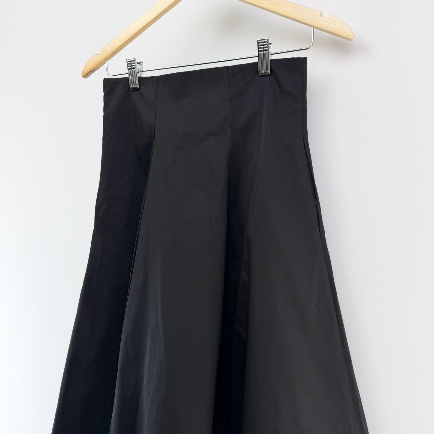 【美品】SHENERY ロングスカート ブラック 36サイズ【クリーニング発送】