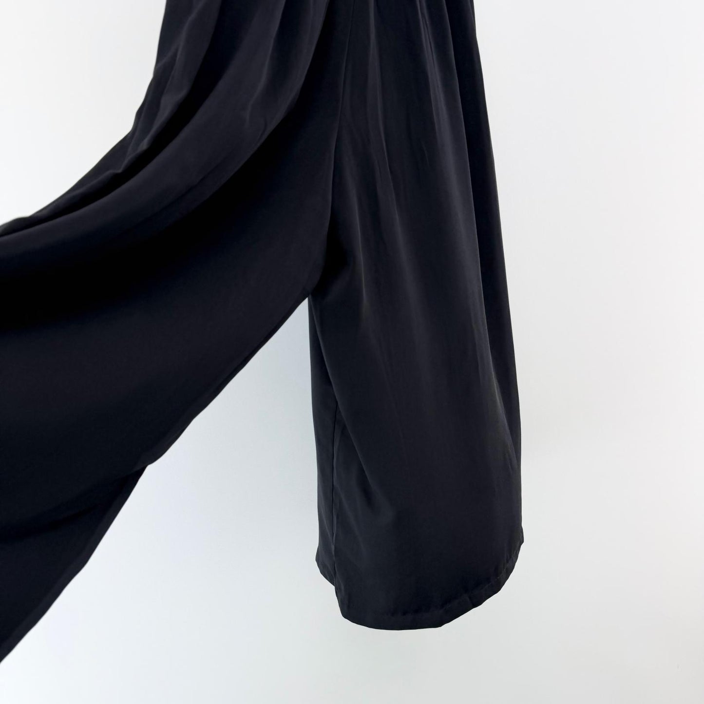 【美品】comfort basic ガウチョパンツ ブラック Lサイズ【クリーニング発送】