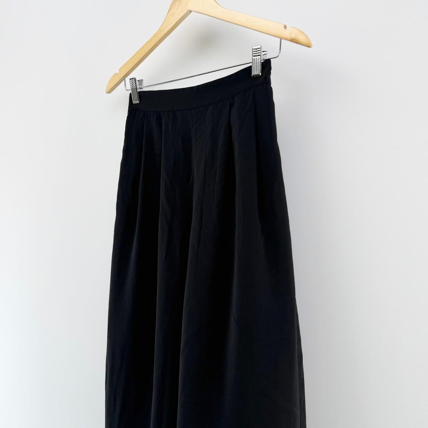 【美品】comfort basic ガウチョパンツ ブラック Lサイズ【クリーニング発送】