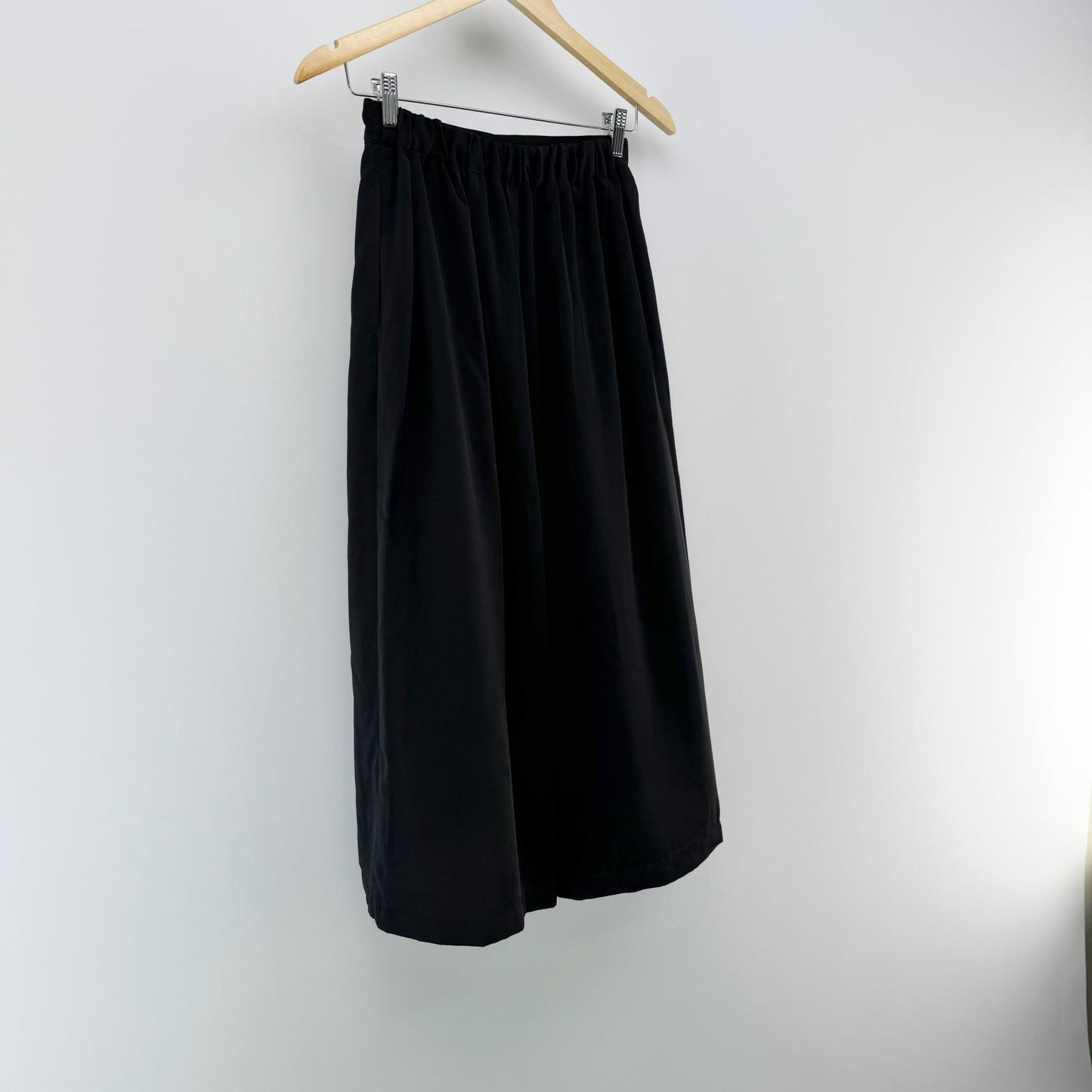 【美品】comfort basic ガウチョパンツ ブラック Lサイズ【クリーニング発送】