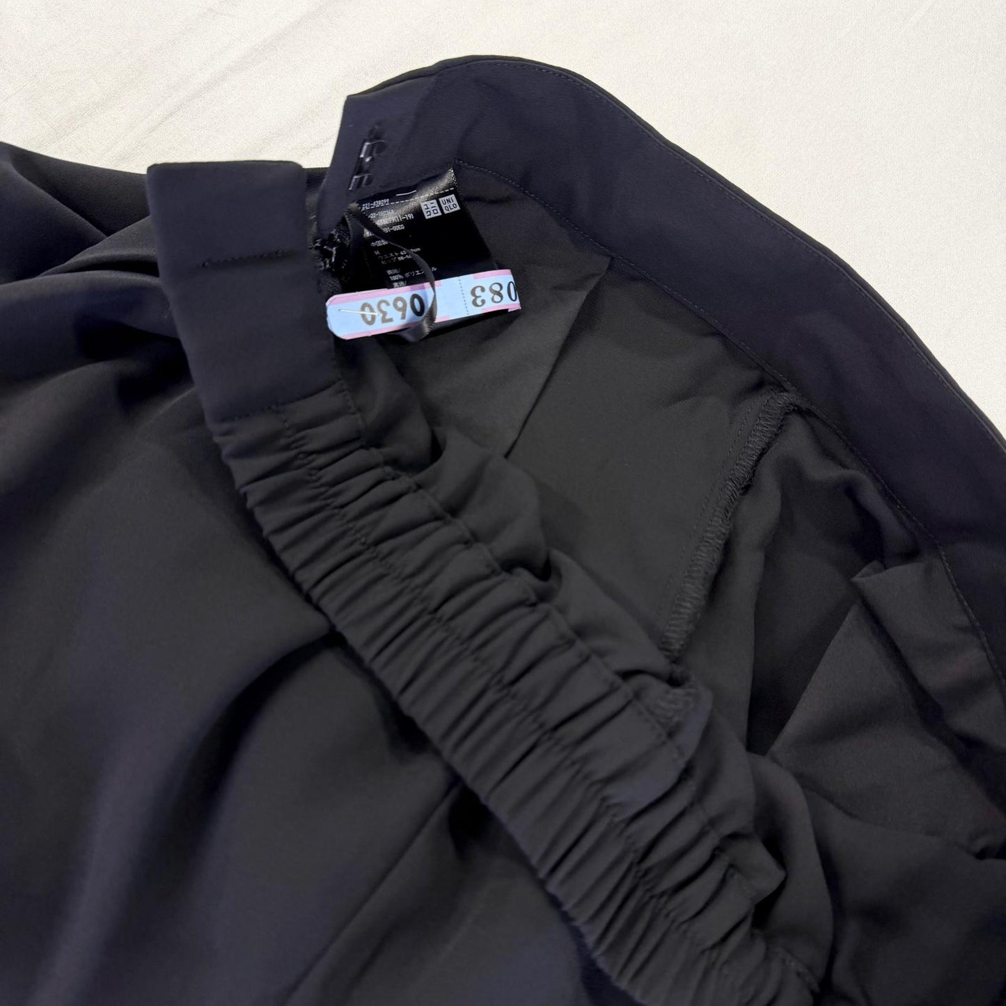 【美品】ユニクロ ガウチョパンツ ブラック Mサイズ【クリーニング発送】