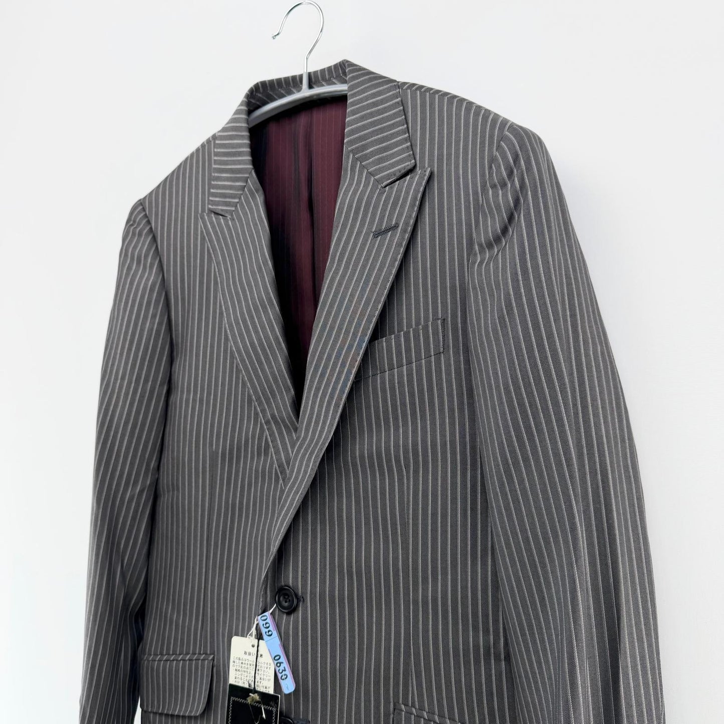 【新品タグ付】メンズビギ ビジネススーツ上下 ストライプ 01サイズ【美品】