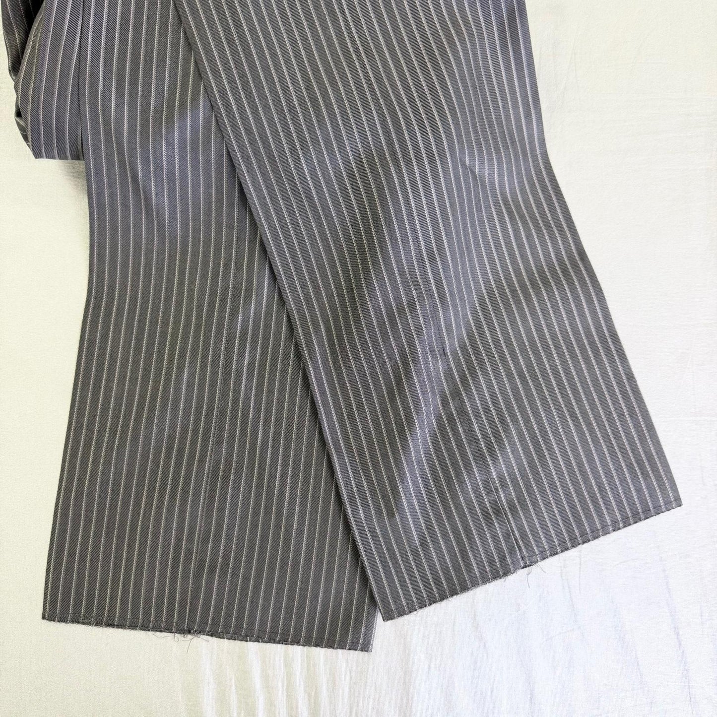 【新品タグ付】メンズビギ ビジネススーツ上下 ストライプ 01サイズ【美品】