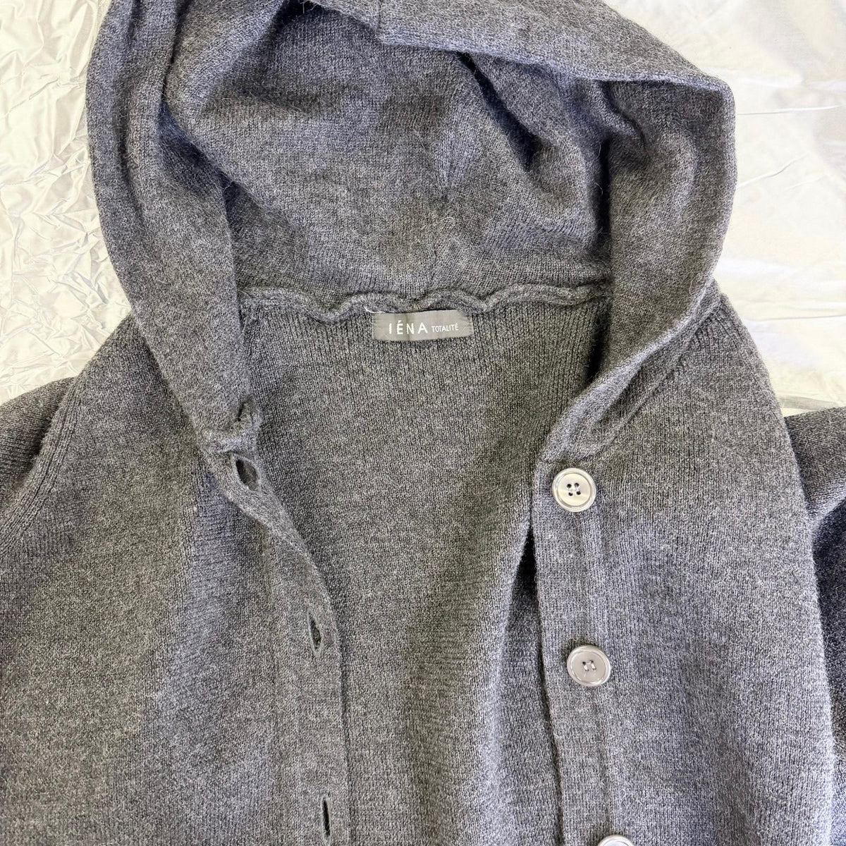 【美品】IENA ニットカーディガン グレイ Fサイズ【クリーニング発送】