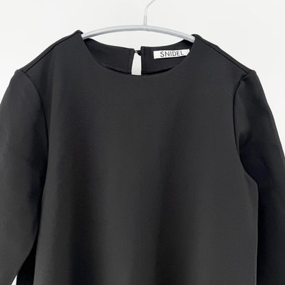 【美品】SNIDEL ワンピース ブラック Fサイズ【クリーニング発送】