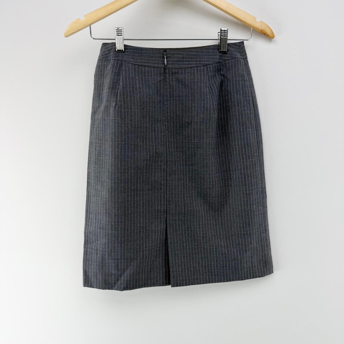 【美品】a day in the life スーツスカート上下 グレイ 36サイズ【クリーニング発送】