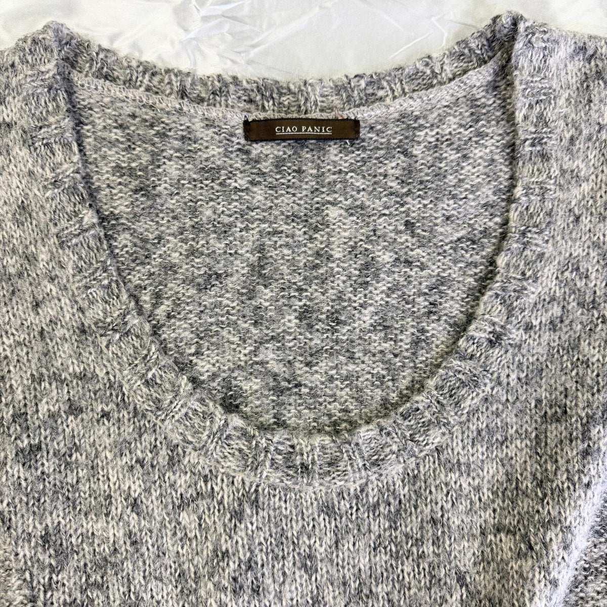 【美品】CAO PANIC ニット グレイ Mサイズ【クリーニング発送】
