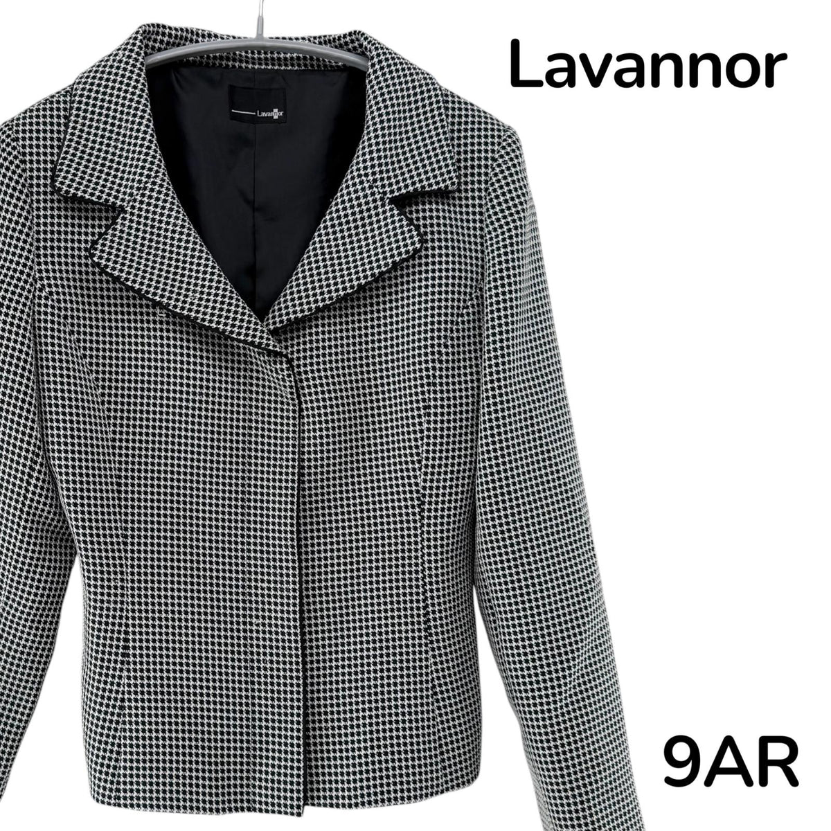 【美品】Lavannor テーラードジャケット ホワイト 9ARサイズ【クリーニング発送】